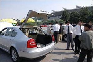 記東昌汽車千人試駕會(huì) 汽車陪駕服務(wù)的創(chuàng)新實(shí)踐